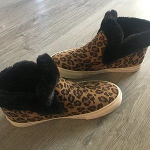 Tretorn Leopard and Faux Fur Leather Sneaker Size 6